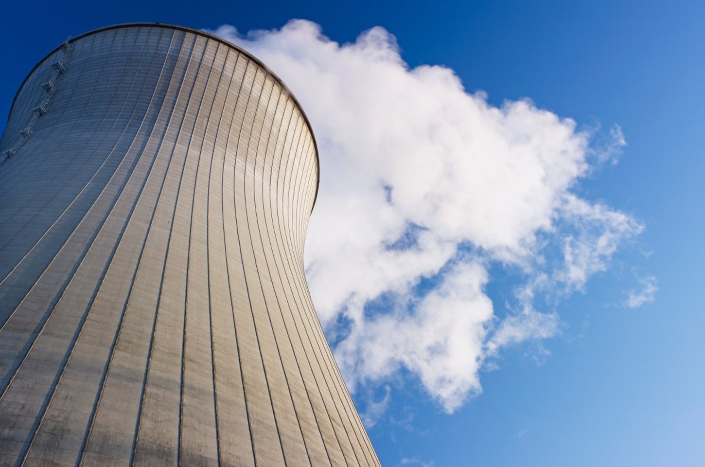 X-energy levanta US$ 1 bilhão em IPO de reatores nucleares modulares
