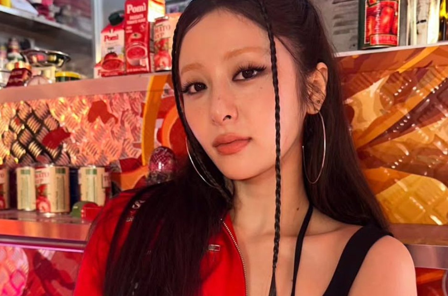 Yunjin do LE SSERAFIM emociona fãs com reflexão sobre 2025 e show em NY